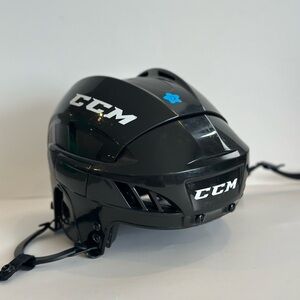 CCM Youth Hockey Helmet FL40 - Size M Medium 6 7/8 - 7 1/8